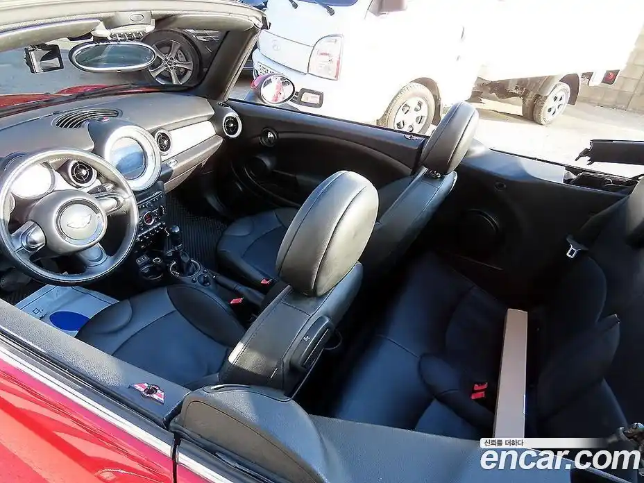 Mini Cooper Convertible 2014 1.6 гидро в Москве № 214440, фото 10