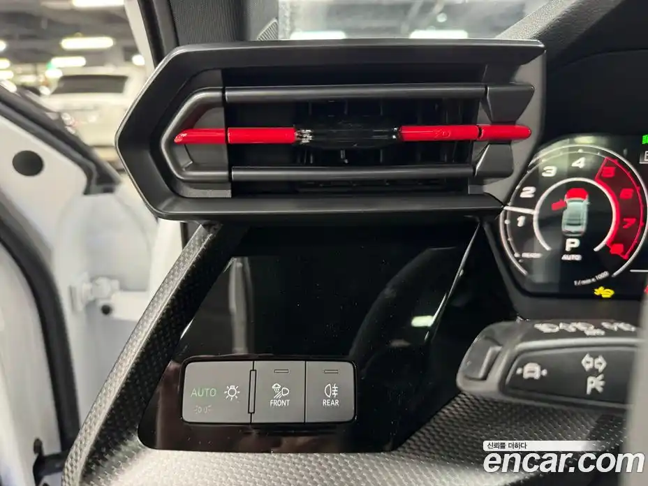 Audi RS3 2025 2.5 гидро в Москве № 230236, фото 9