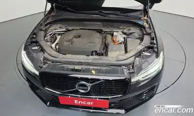 Volvo XC60 2021 2.0 гидро в Москве № 230540, миниатюра 6
