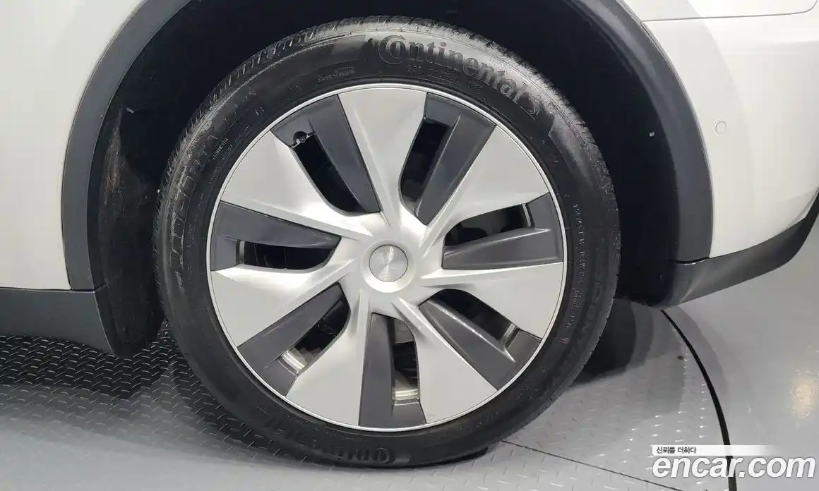 Tesla Model Y 2022 0.2 гидро в Москве № 231582, фото 5