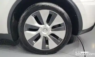 Tesla Model Y 2022 0.2 гидро в Москве № 231582, миниатюра 5