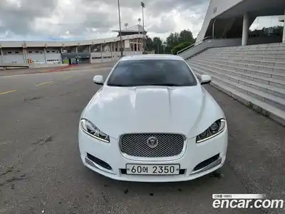 Jaguar XF, 2013