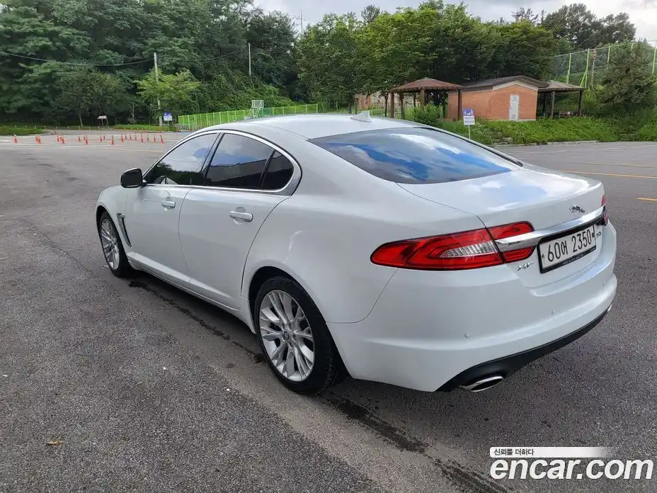Jaguar XF 2013 3.0 гидро в Москве № 247706, фото 4