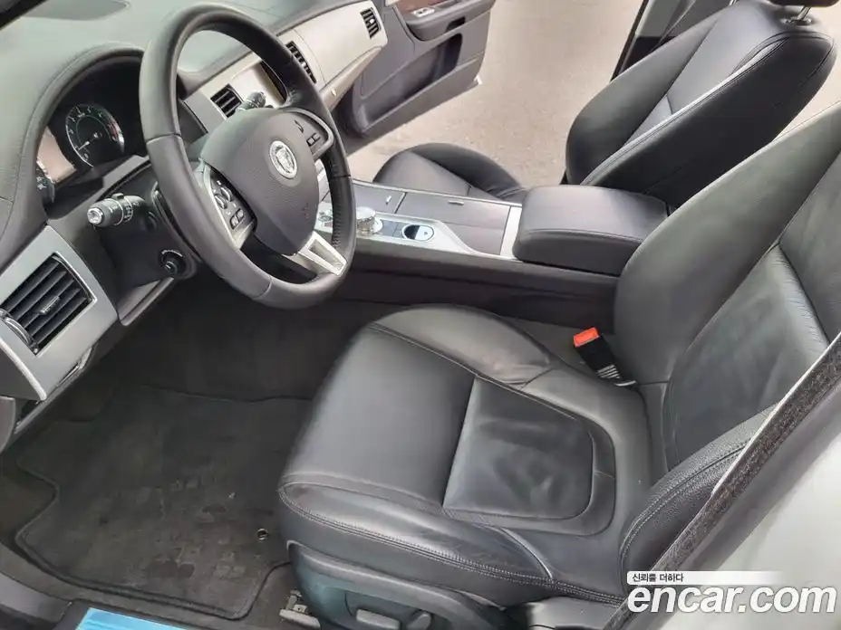 Jaguar XF 2013 3.0 гидро в Москве № 247706, фото 8