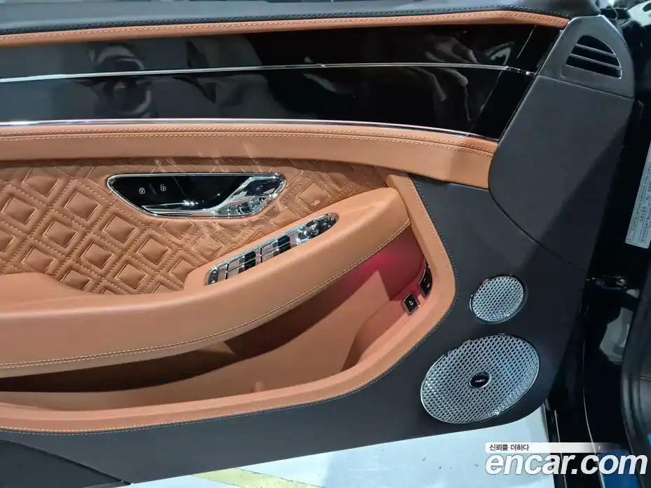 Bentley Continental 2022 4.0 гидро в Москве № 256583, фото 15