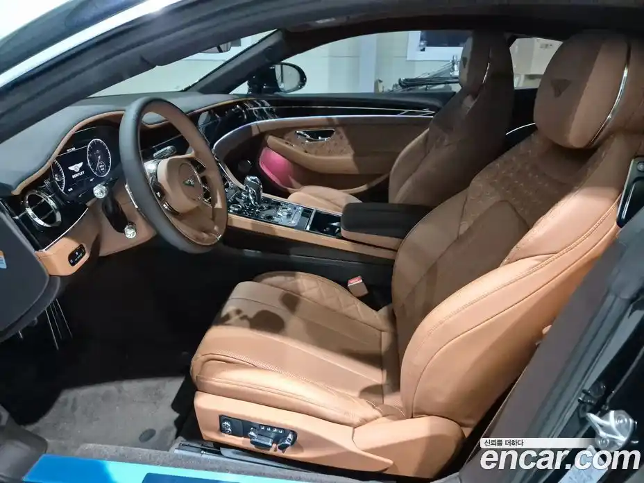 Bentley Continental 2022 4.0 гидро в Москве № 256583, фото 6