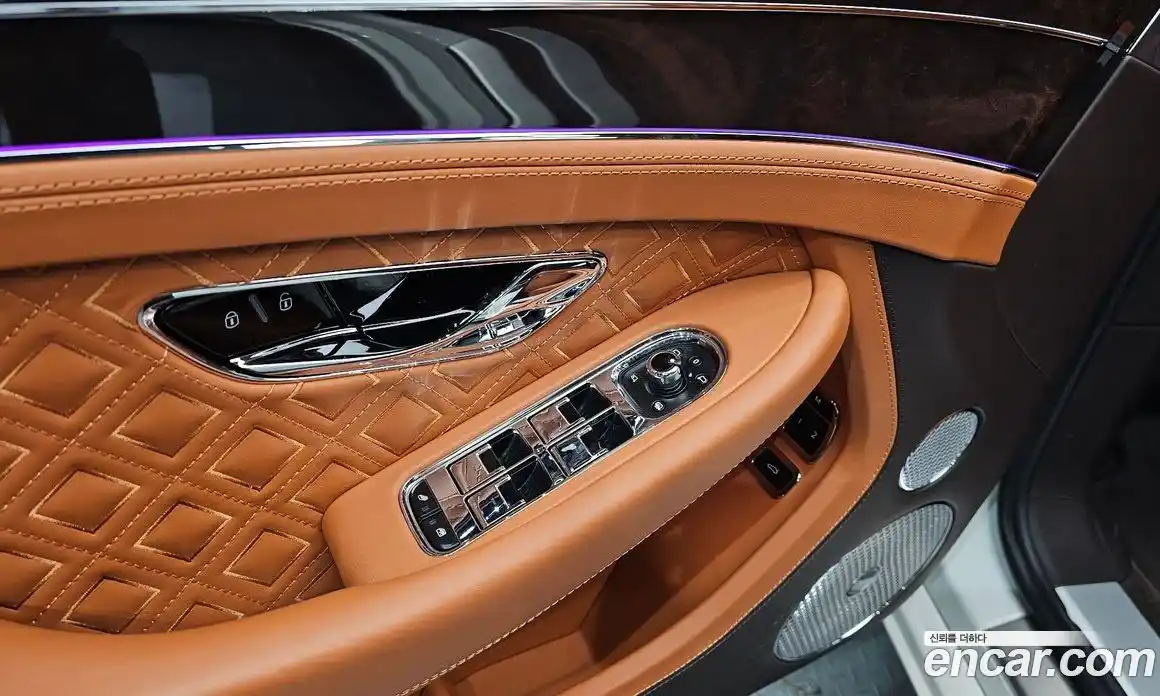 Bentley Continental 2022 4.0 гидро в Москве № 256606, фото 17