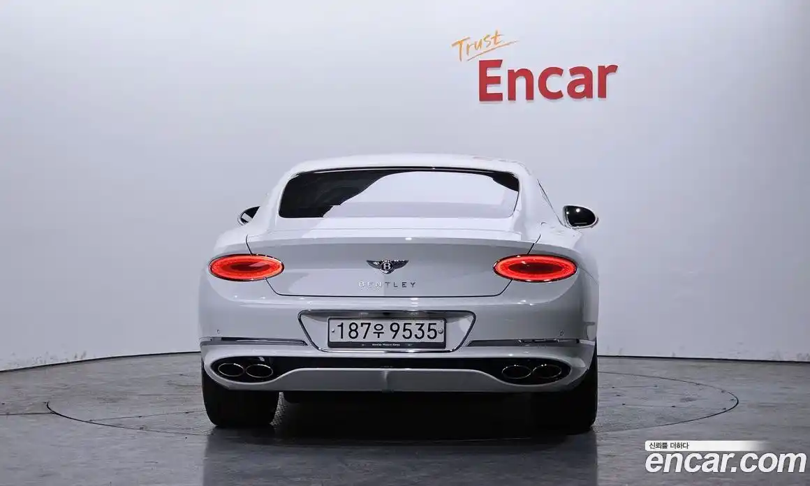 Bentley Continental 2022 4.0 гидро в Москве № 256606, фото 4