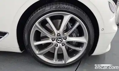 Bentley Continental 2022 4.0 гидро в Москве № 256606, миниатюра 5