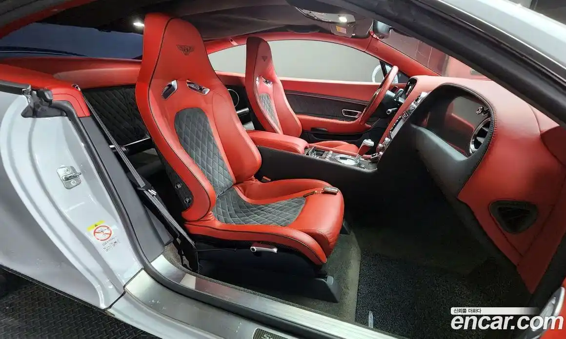 Bentley Continental 2010 6.0 гидро в Москве № 256662, фото 10