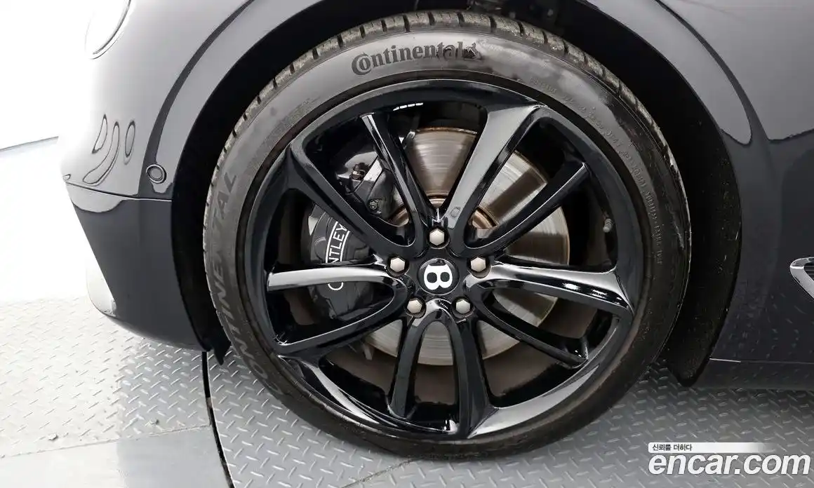 Bentley Continental 2020 4.0 гидро в Москве № 256663, фото 5