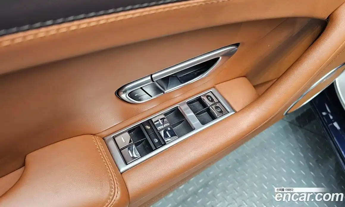 Bentley Continental 2016 4.0 гидро в Москве № 256674, фото 17