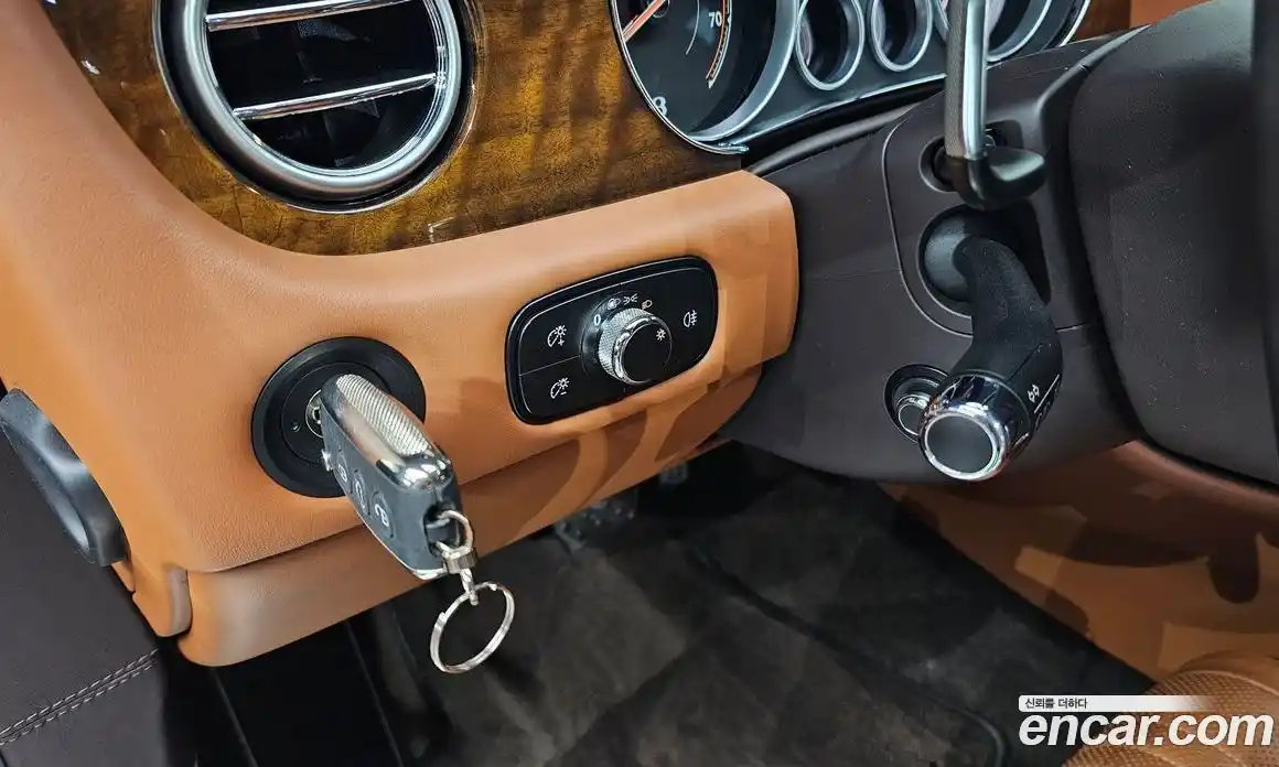 Bentley Continental 2016 4.0 гидро в Москве № 256674, фото 18