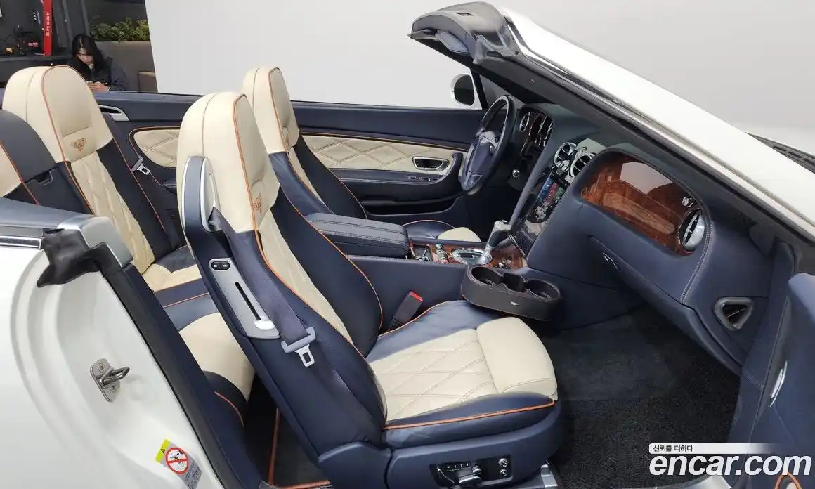 Bentley Continental 2010 6.0 гидро в Москве № 256687, фото 11