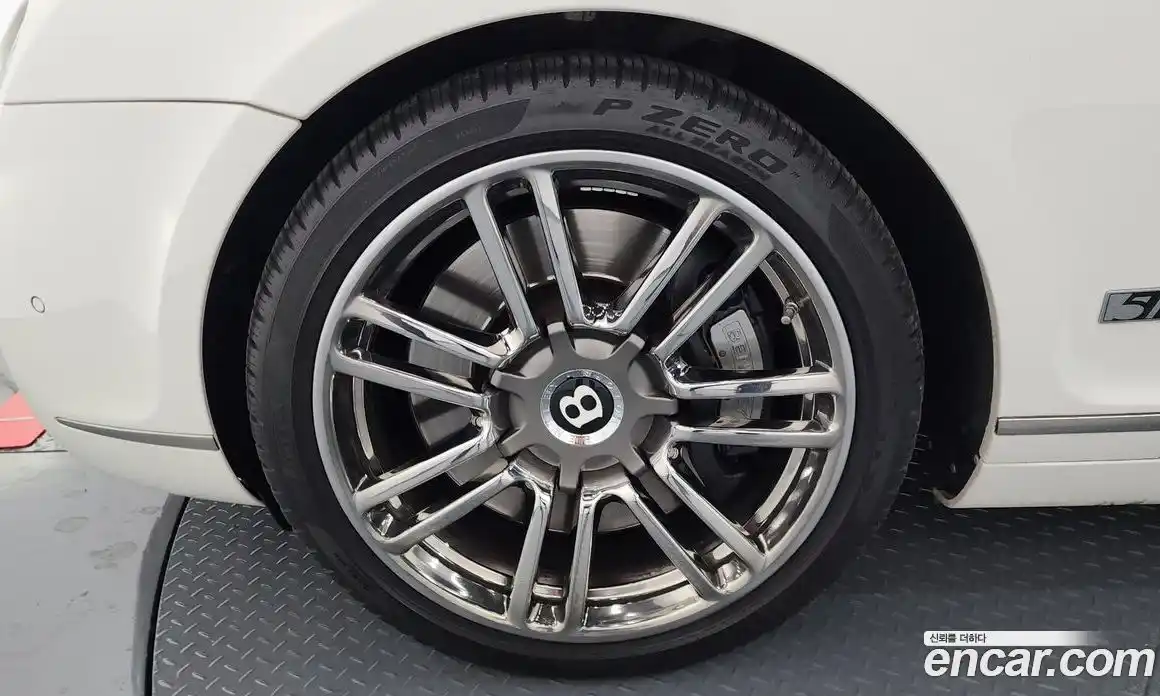 Bentley Continental 2010 6.0 гидро в Москве № 256687, фото 5