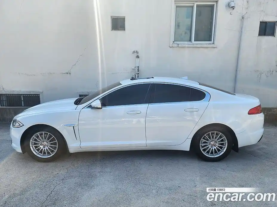 Jaguar XF 2014 2.0 гидро в Москве № 305209, фото 3