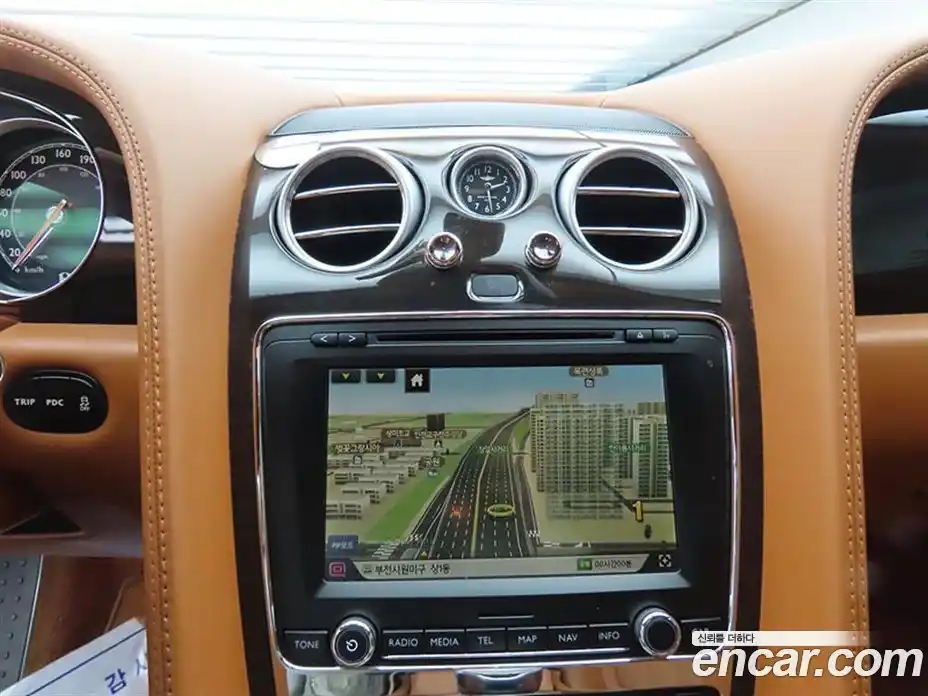 Bentley Continental 2014 4.0 гидро в Москве № 387318, фото 17