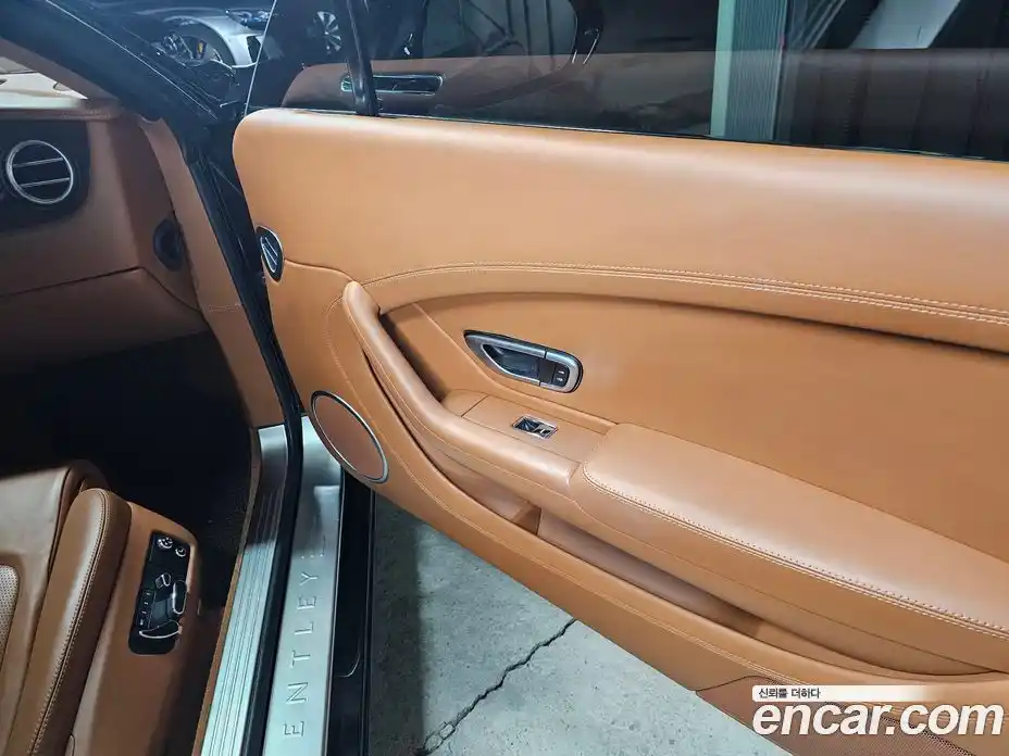 Bentley Continental 2014 4.0 гидро в Москве № 548246, фото 15