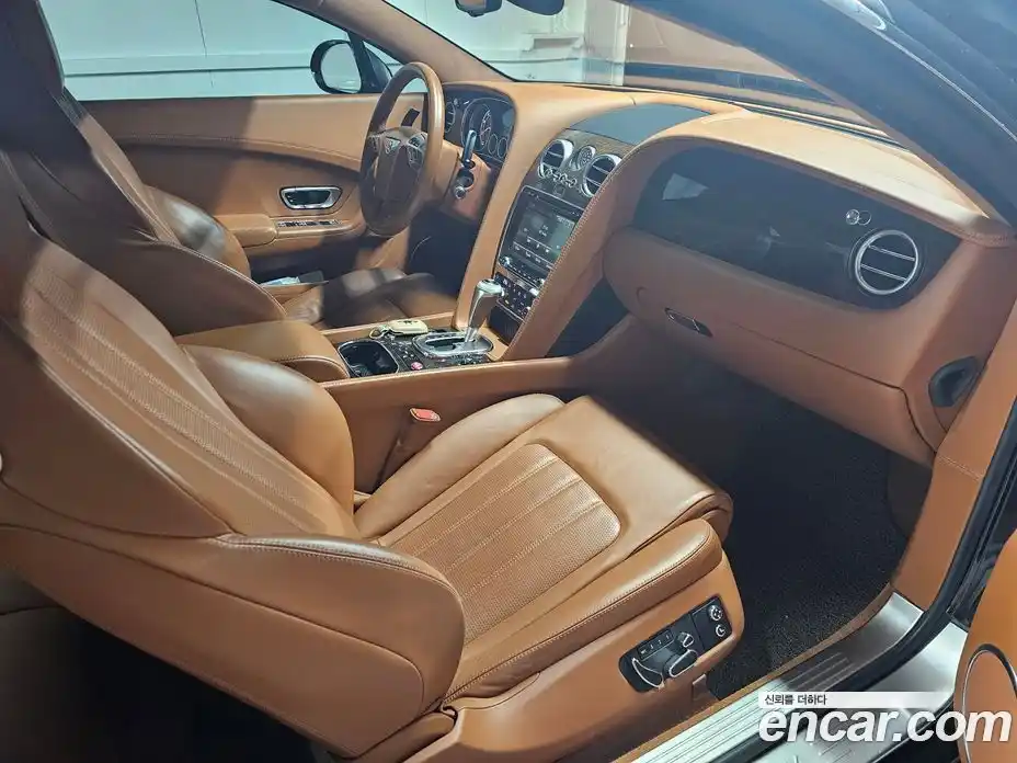 Bentley Continental 2014 4.0 гидро в Москве № 548246, фото 10