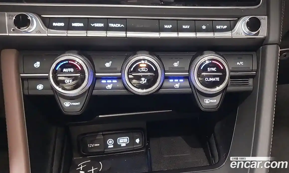 Genesis G70 2019 2.0 гидро в Москве № 56847, фото 13