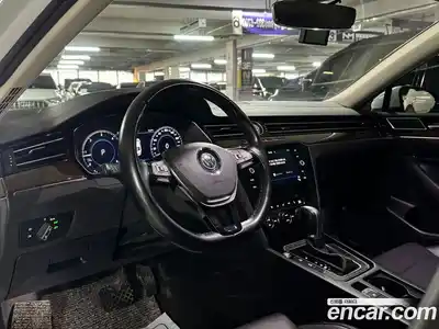 Volkswagen Passat 2018 2.0 гидро в Москве № 862377, миниатюра 9