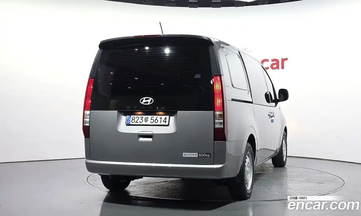 Hyundai Staria 2025 2.2 гидро в Москве № 886415, фото 4