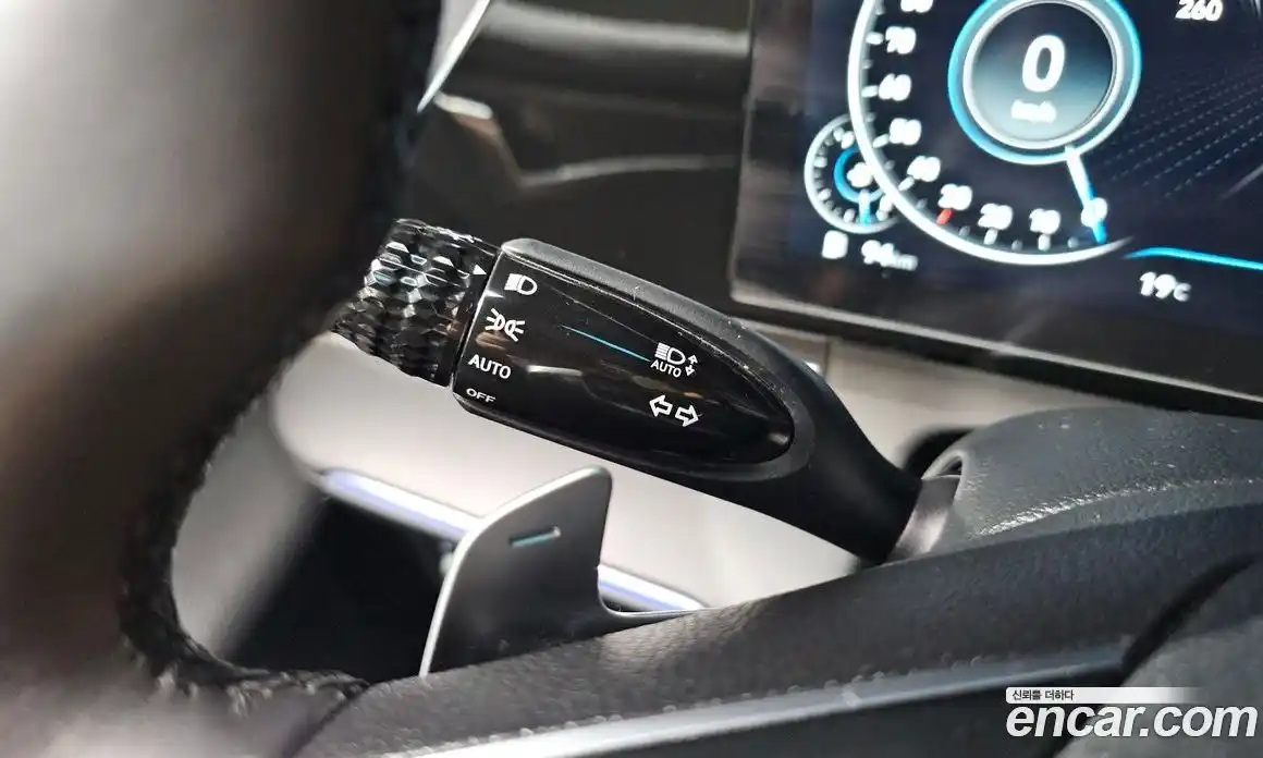 Hyundai Grandeur 2021 2.5 Автомат в Москве № 1128166, фото 15