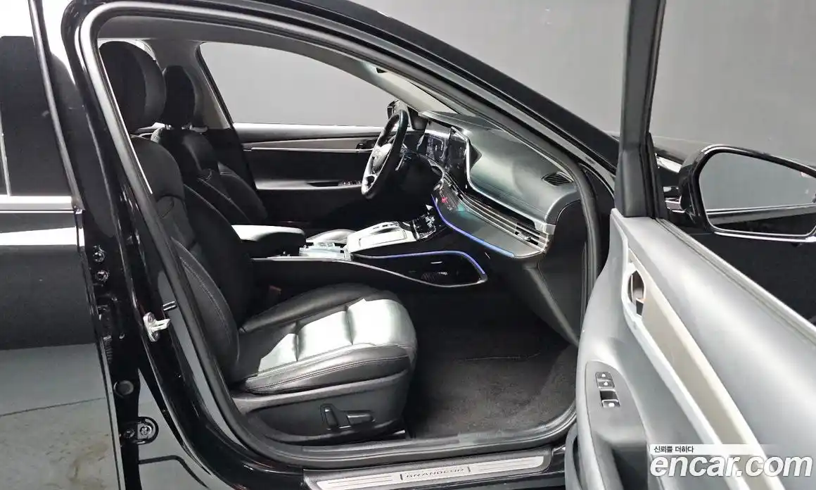 Hyundai Grandeur 2021 2.5 Автомат в Москве № 1128166, фото 18