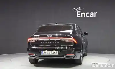 Hyundai Grandeur 2021 2.5 Автомат в Москве № 1128166, миниатюра 4