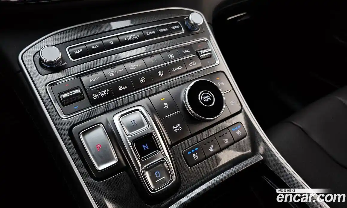 Hyundai Santa Fe 2022 1.6 гидро в Москве № 1128186, фото 9