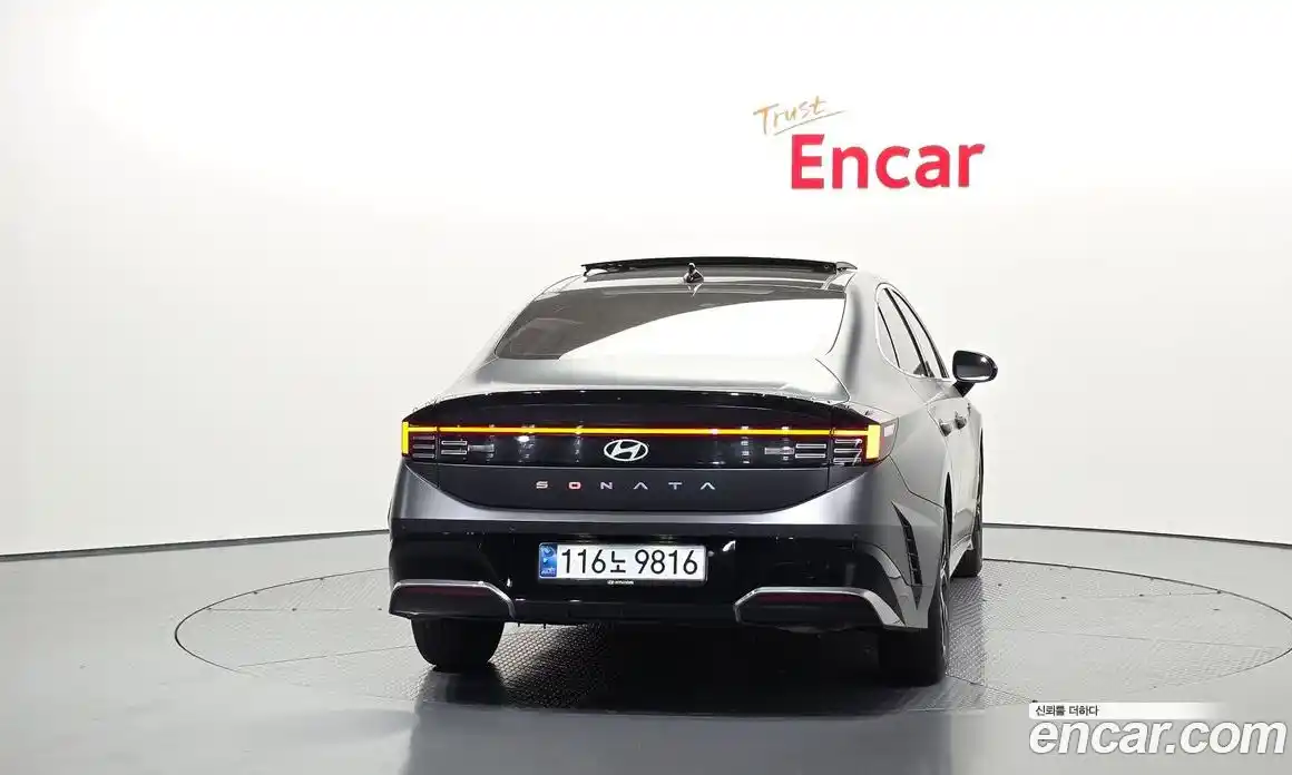 Hyundai Sonata 2023 1.6 Автомат в Москве № 1128211, фото 4