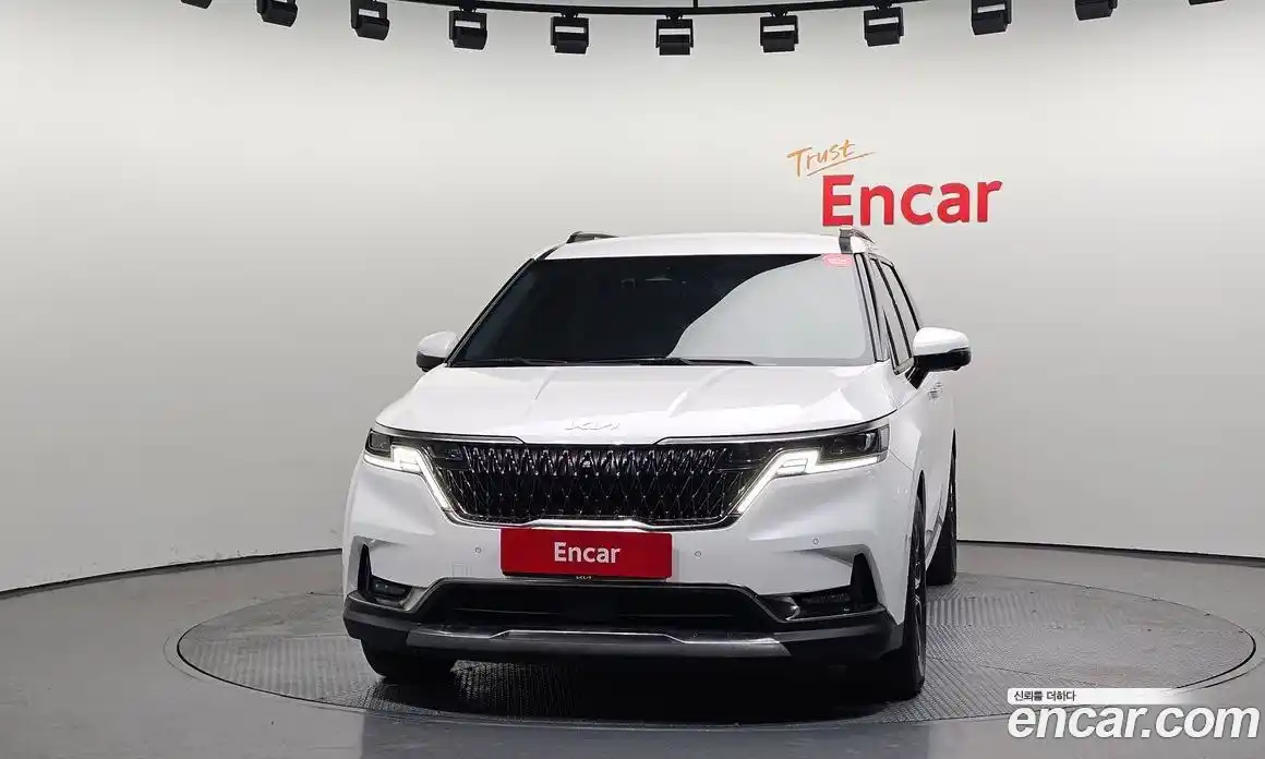 Kia Canival 2022 2.2 гидро в Москве № 1128473, фото 3