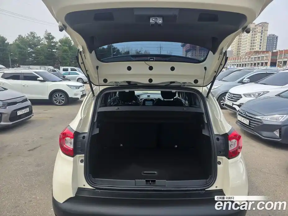 Renault QM3 2015 1.5 гидро в Москве № 1128540, фото 14