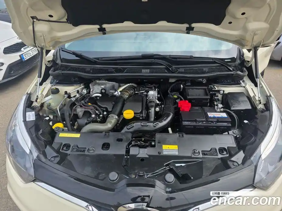 Renault QM3 2015 1.5 гидро в Москве № 1128540, фото 6