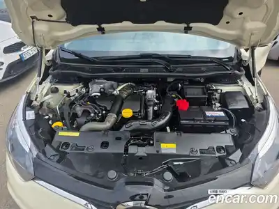 Renault QM3 2015 1.5 гидро в Москве № 1128540, миниатюра 6