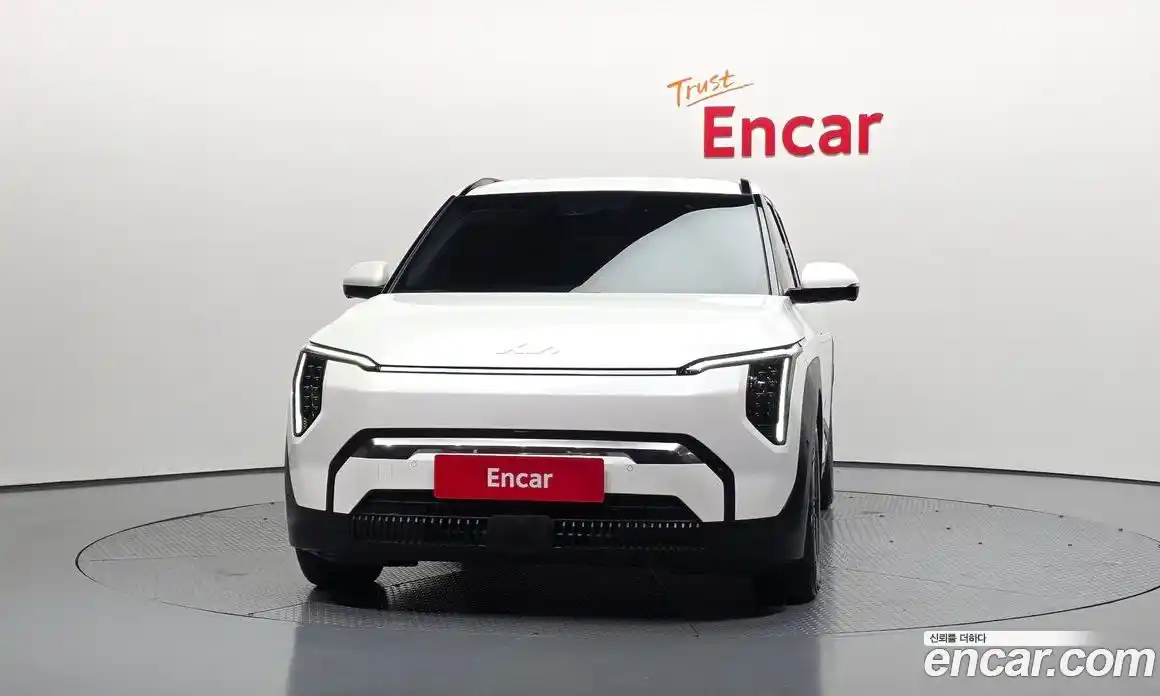 Kia EV3 2024 0.2 Автомат в Москве № 1128625, фото 3