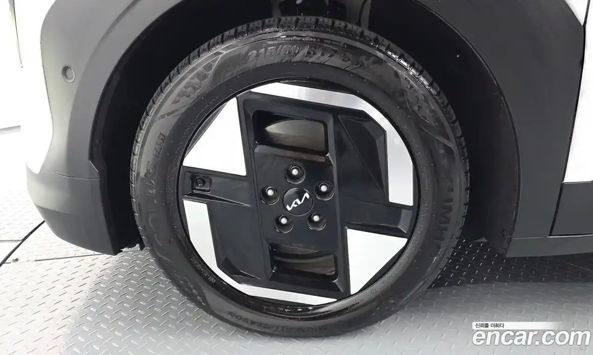 Kia EV3 2024 0.2 Автомат в Москве № 1128625, фото 5