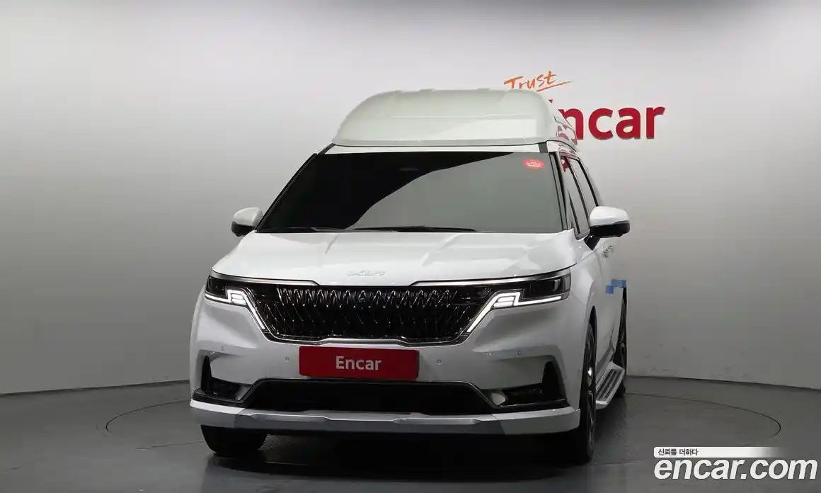 Kia Canival 2022 3.5 Автомат в Москве № 1128664, фото 3