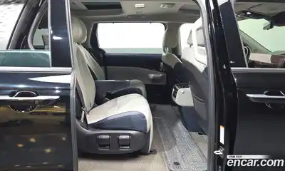 Kia Canival 2024 1.6 гидро в Москве № 1128774, миниатюра 11