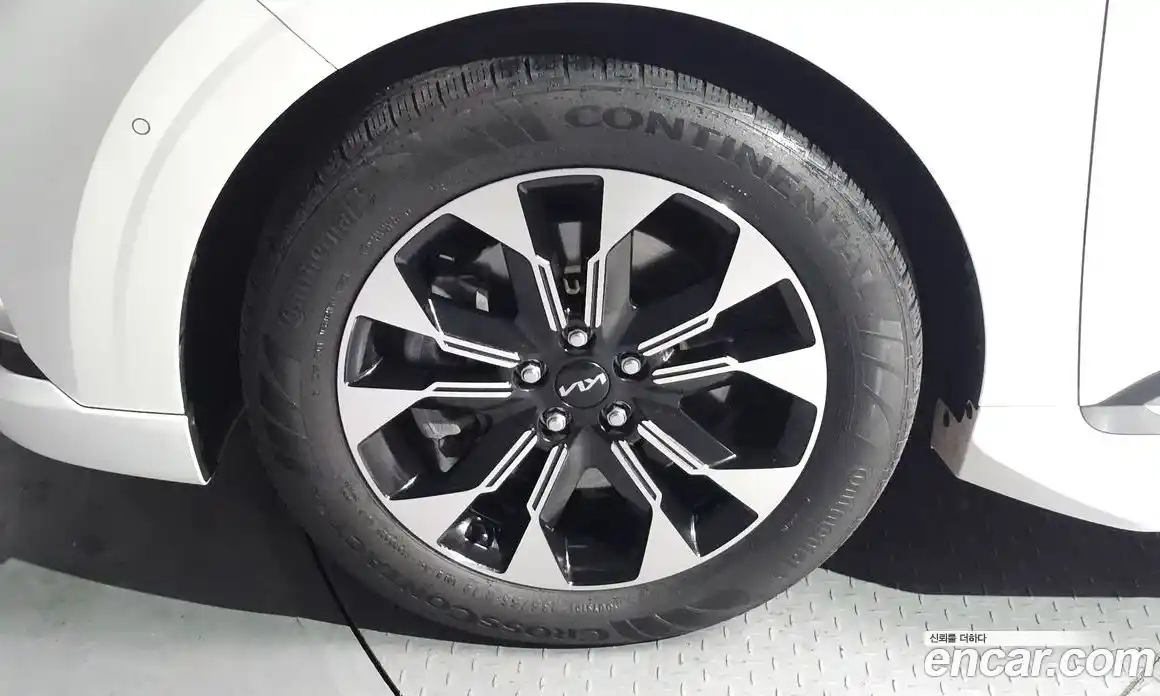 Kia Canival 2023 2.2 Автомат в Москве № 1128901, фото 5