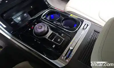 Kia Canival 2023 2.2 Автомат в Москве № 1128901, миниатюра 9