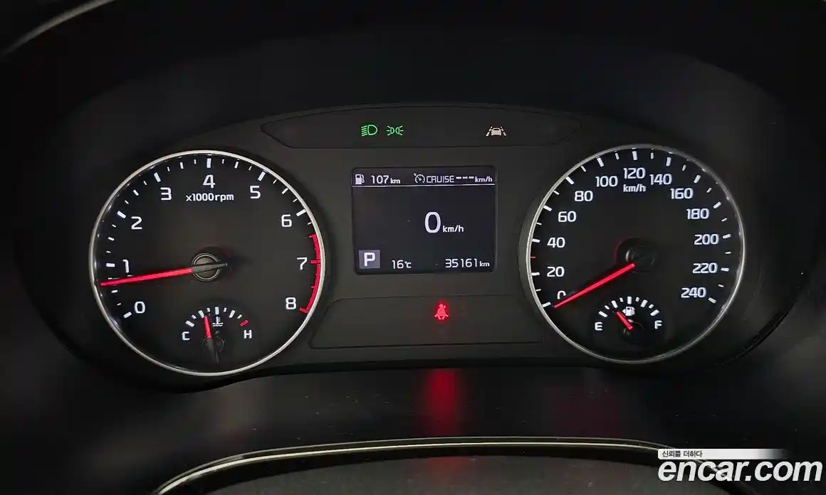 Kia Seltos 2021 1.6 Автомат в Москве № 1128931, фото 8