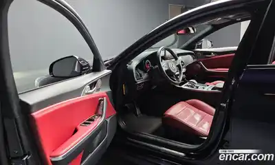 Kia Stinger 2019 2.0 Автомат в Москве № 1128984, миниатюра 10
