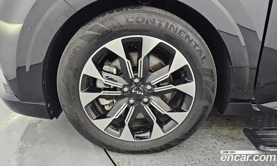 Kia Canival 2022 3.5 Автомат в Москве № 1128993, фото 5