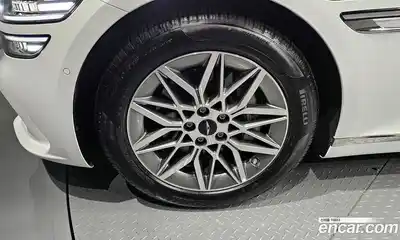 Genesis G80 2024 2.5 гидро в Москве, миниатюра 5