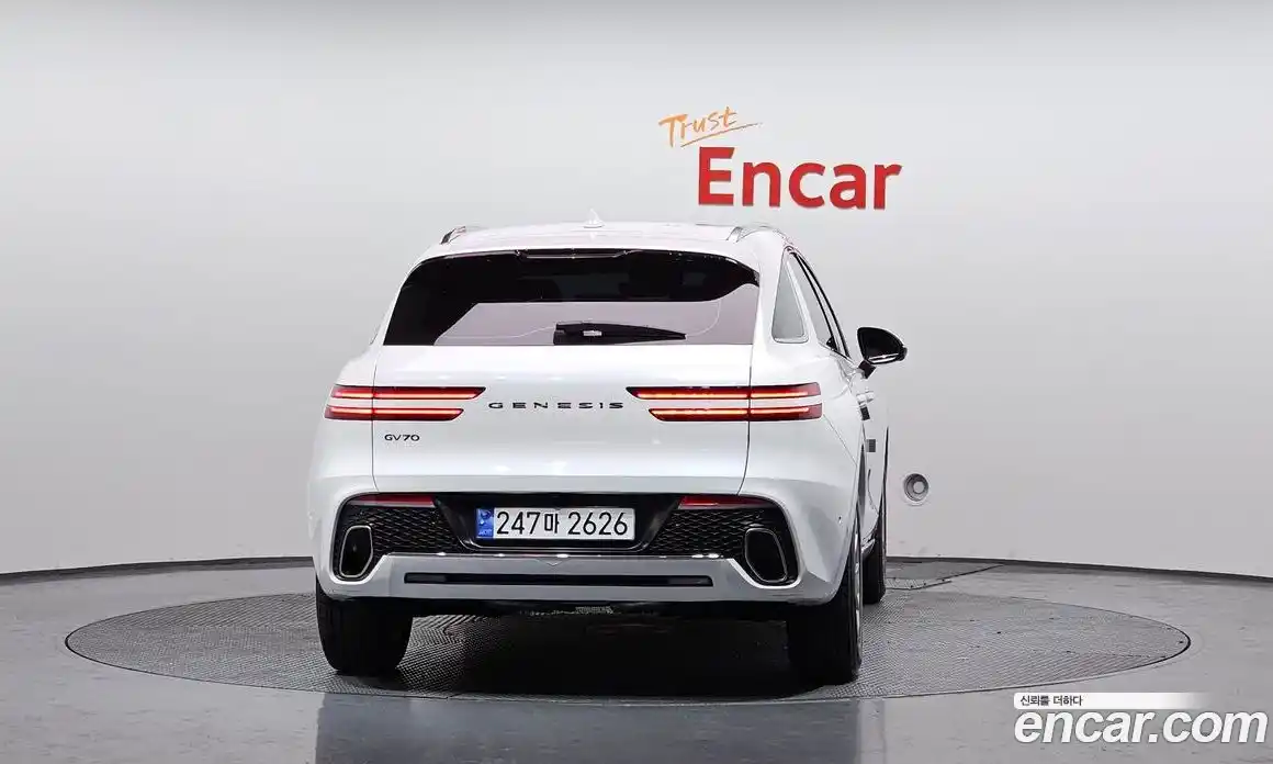 Genesis GV70 2024 2.5 Автомат в Москве № 1129136, фото 4