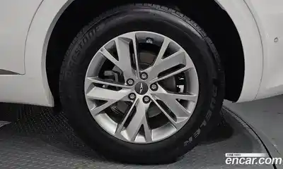 Genesis GV70 2024 2.5 Автомат в Москве № 1129136, миниатюра 5