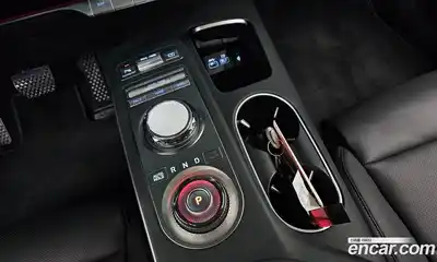 Genesis GV70 2024 2.5 Автомат в Москве № 1129136, миниатюра 9