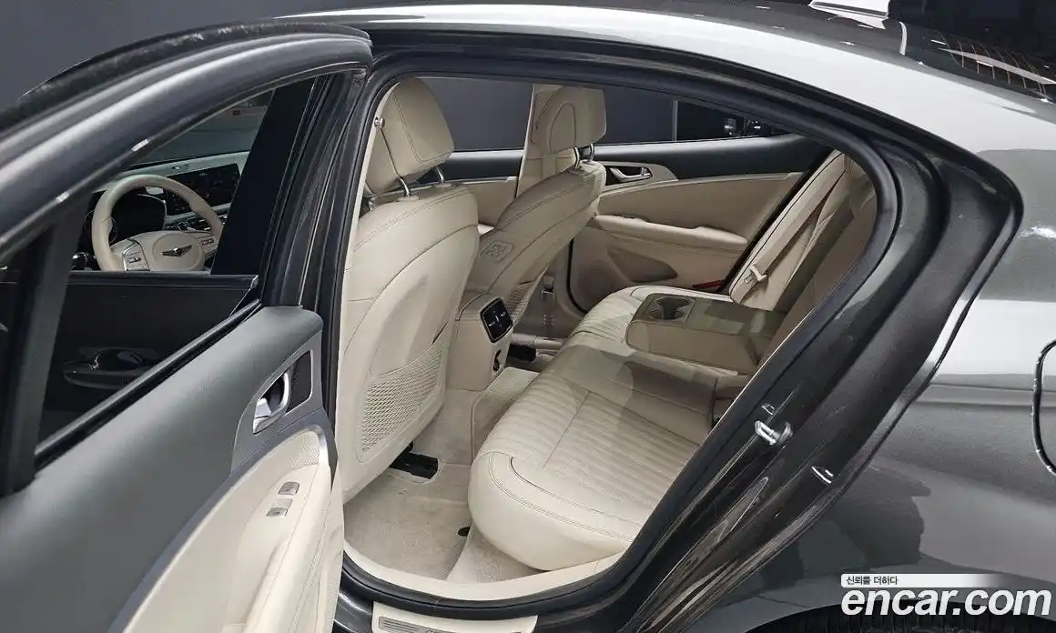 Genesis G70 2022 2.0 гидро в Москве № 1129162, фото 12