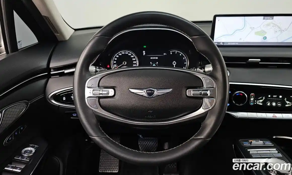 Genesis GV70 2021 2.5 Автомат в Москве № 1129299, фото 12